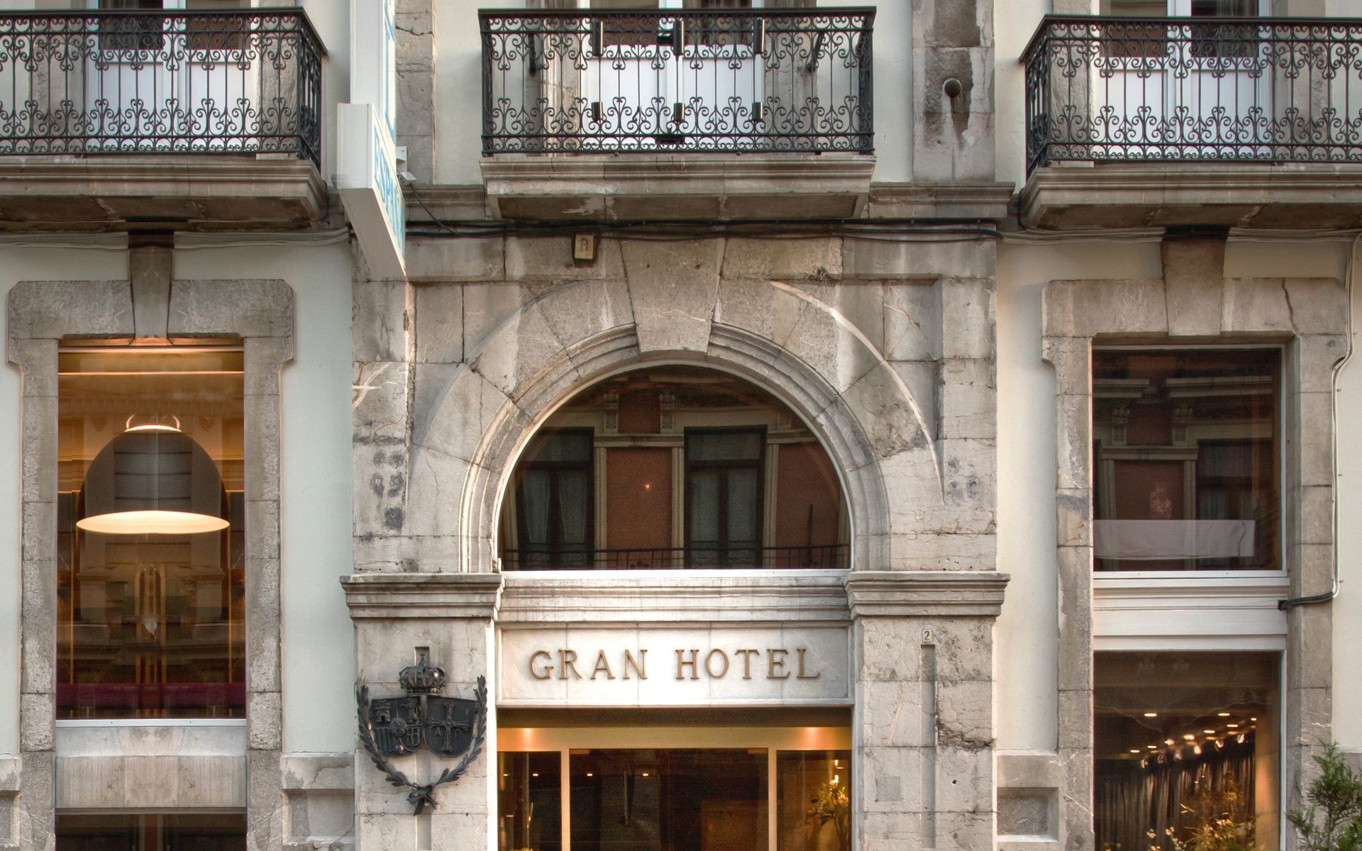 Gran Hotel Espana Oviedo Buitenkant foto